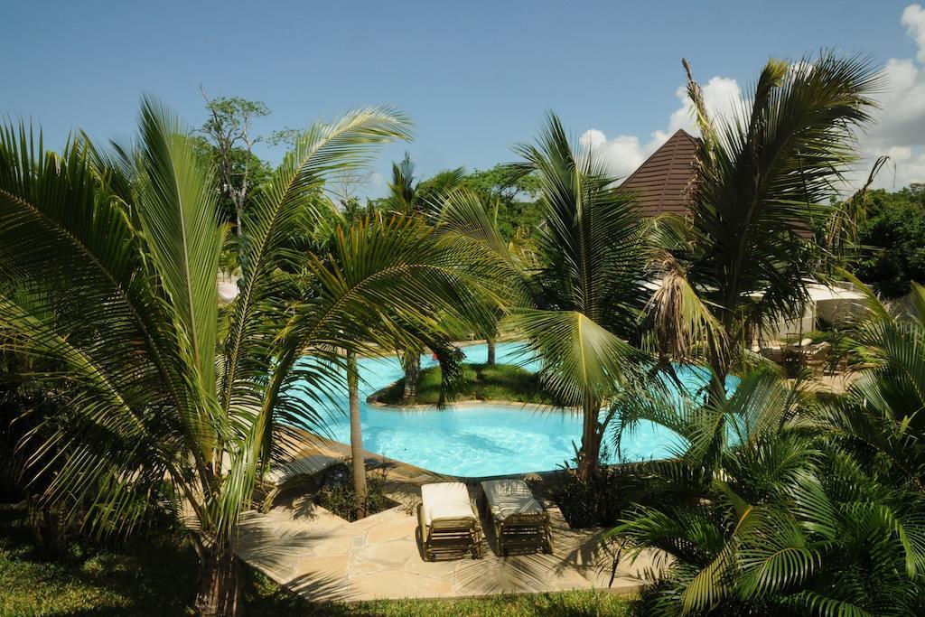 Lotfa Resort Diani Praia de Diani Exterior foto