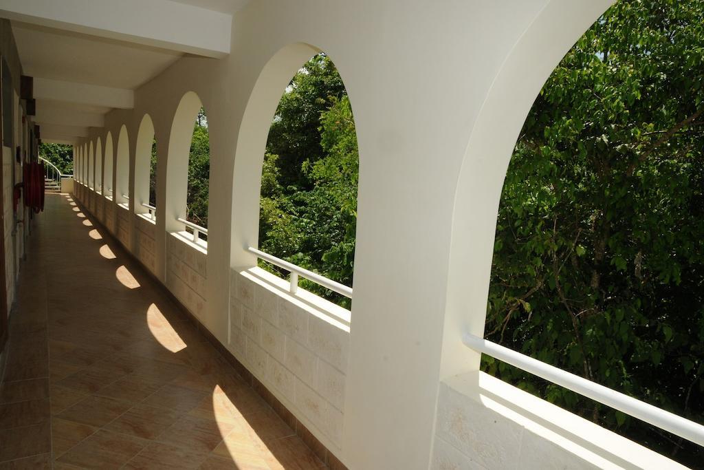 Lotfa Resort Diani Praia de Diani Exterior foto