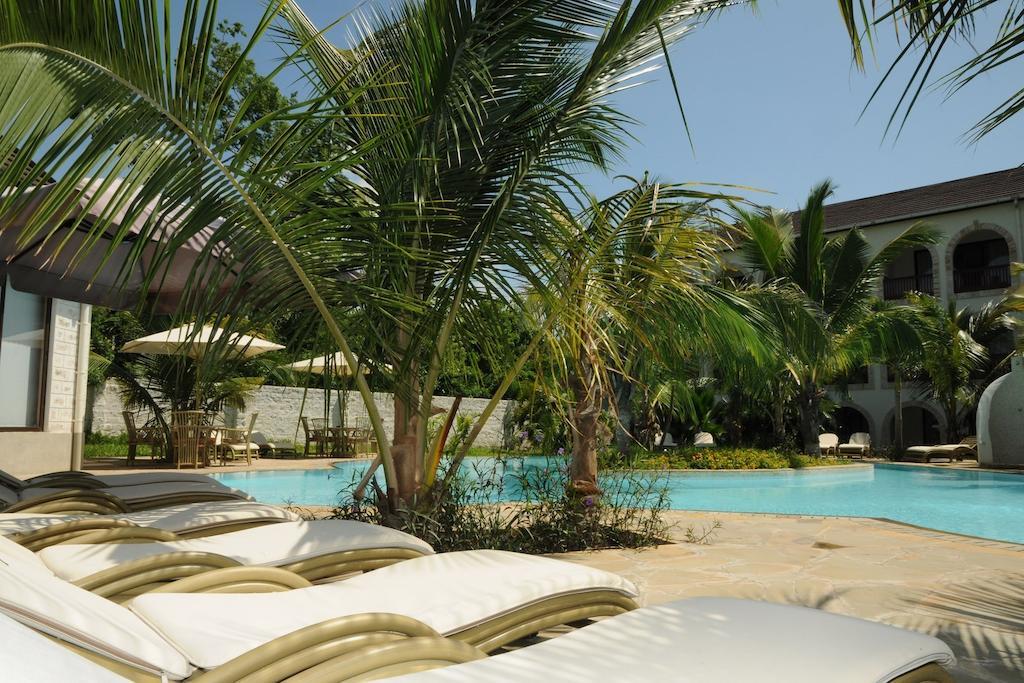Lotfa Resort Diani Praia de Diani Exterior foto