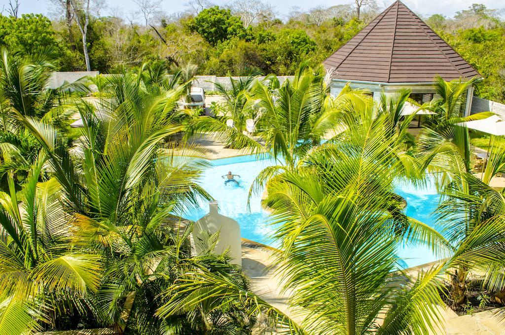 Lotfa Resort Diani Praia de Diani Exterior foto