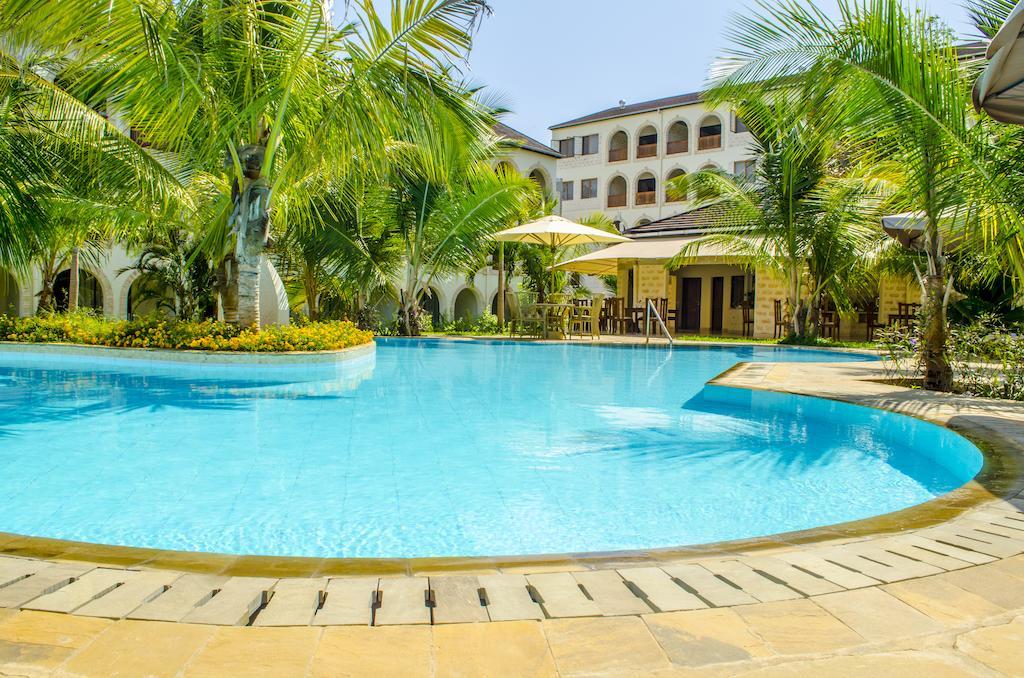 Lotfa Resort Diani Praia de Diani Exterior foto
