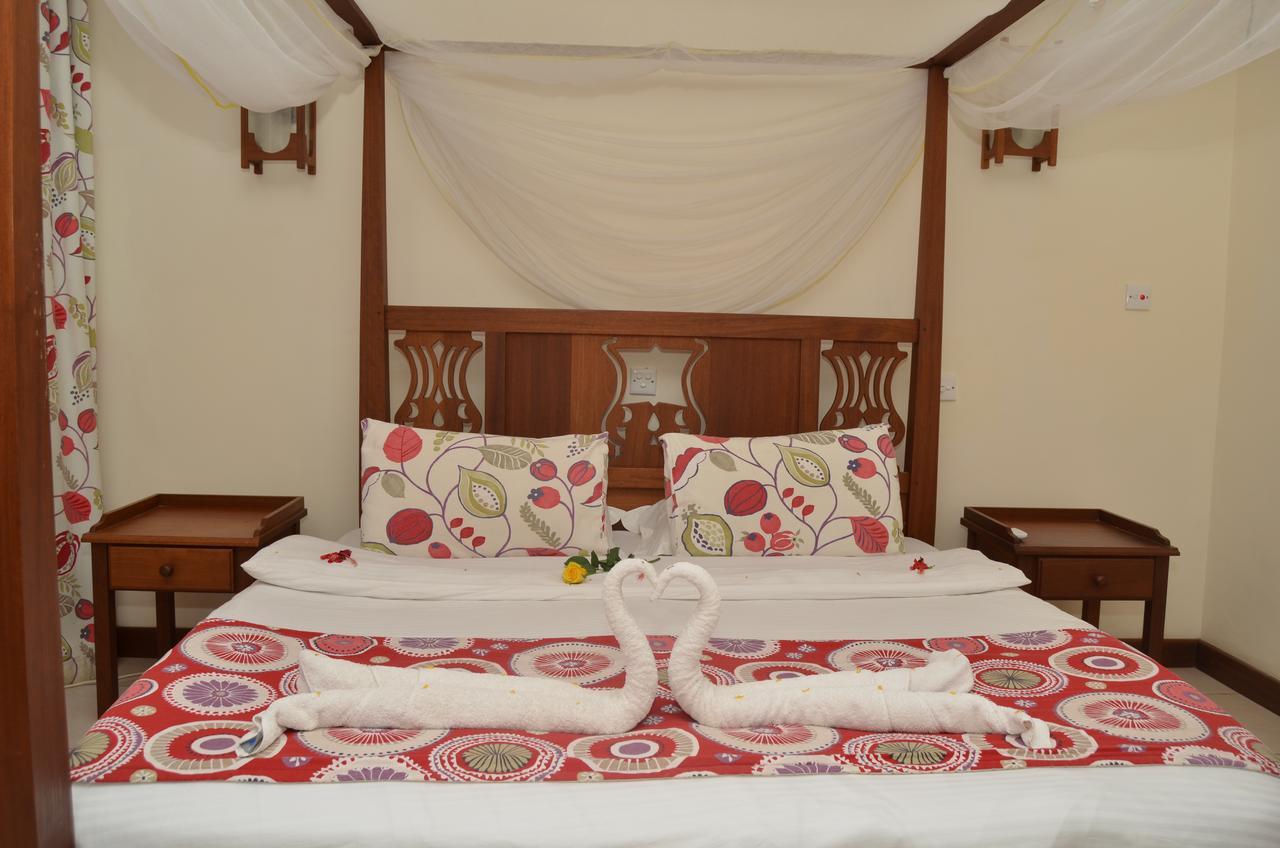 Lotfa Resort Diani Praia de Diani Exterior foto